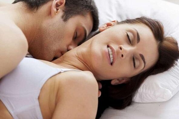 Intimacy and discharge of a member of a man with sexual arousal